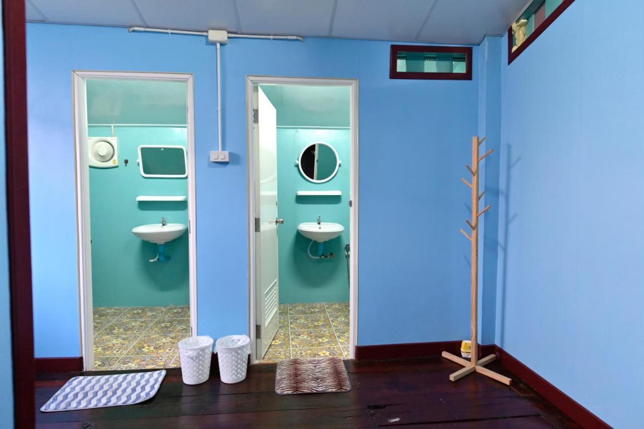 Rub Lom Chom Klong Homestay Chumphon Ngoại thất bức ảnh