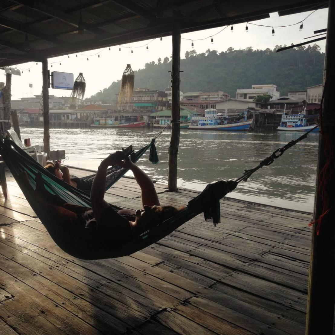 Rub Lom Chom Klong Homestay Chumphon Ngoại thất bức ảnh