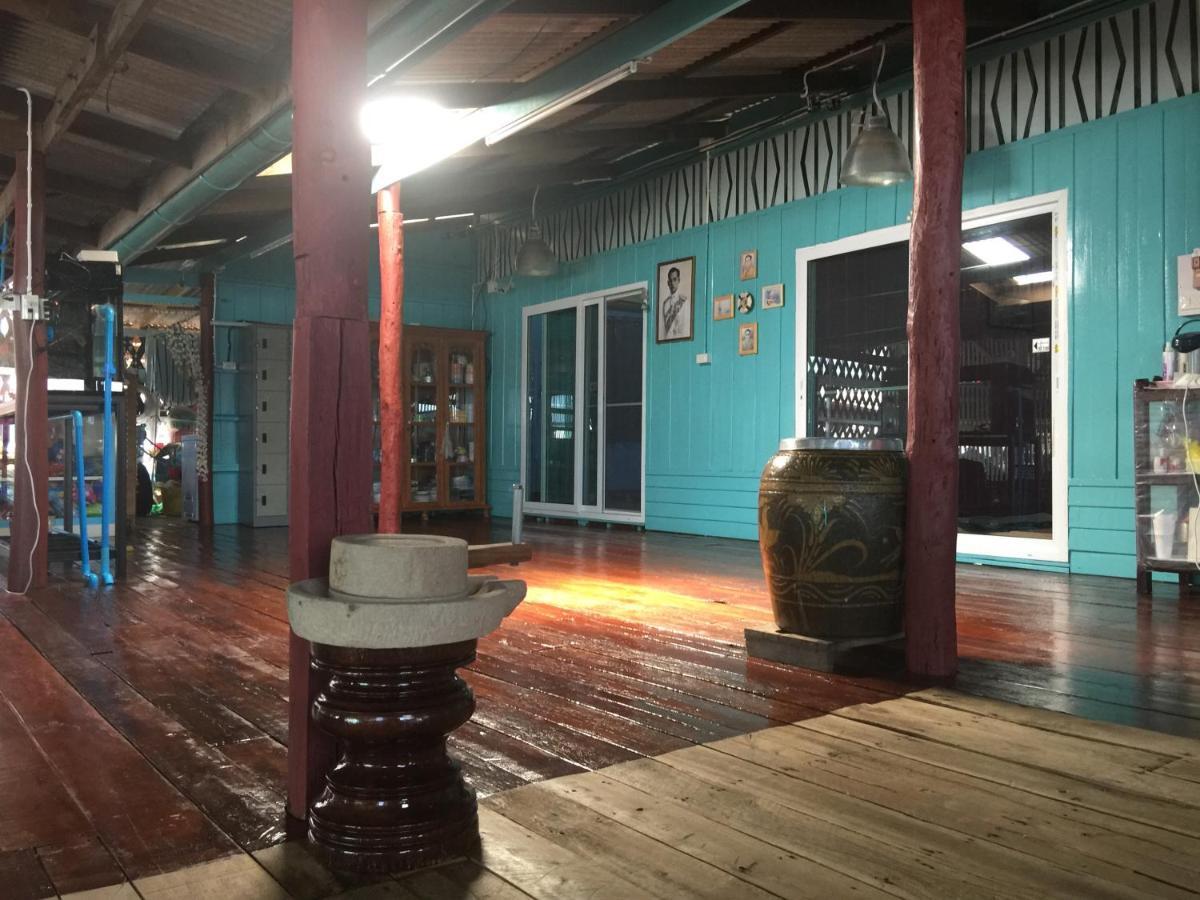 Rub Lom Chom Klong Homestay Chumphon Ngoại thất bức ảnh